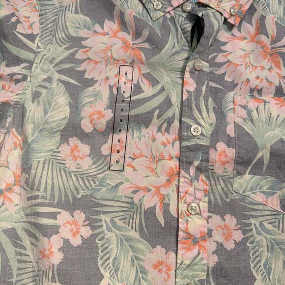 Chubbies The Resort Wear Slub Poplin Friday Shirt - Picture 4 of 5